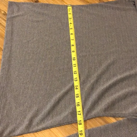 Eddie Bauer pullover - Picture 7 of 8